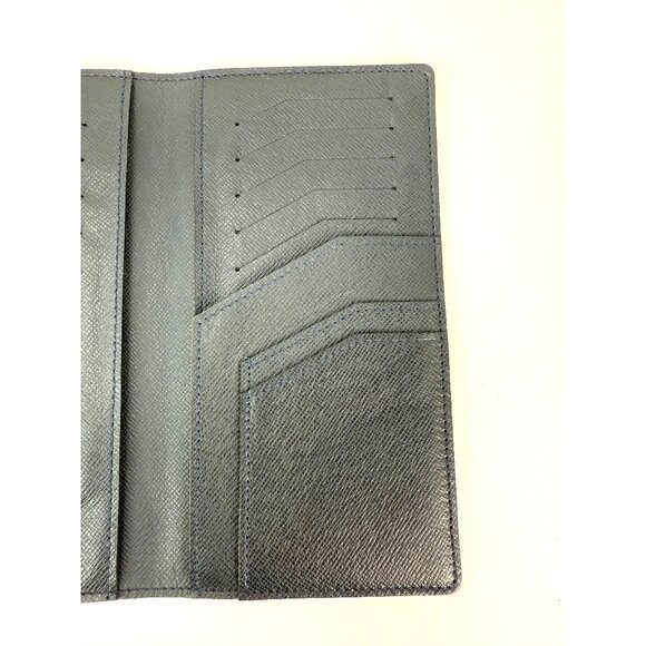 LOUIS VUITTON Taiga Brazza Long Bifold Dark Blue Leather Wallet - Picture 6 of 9